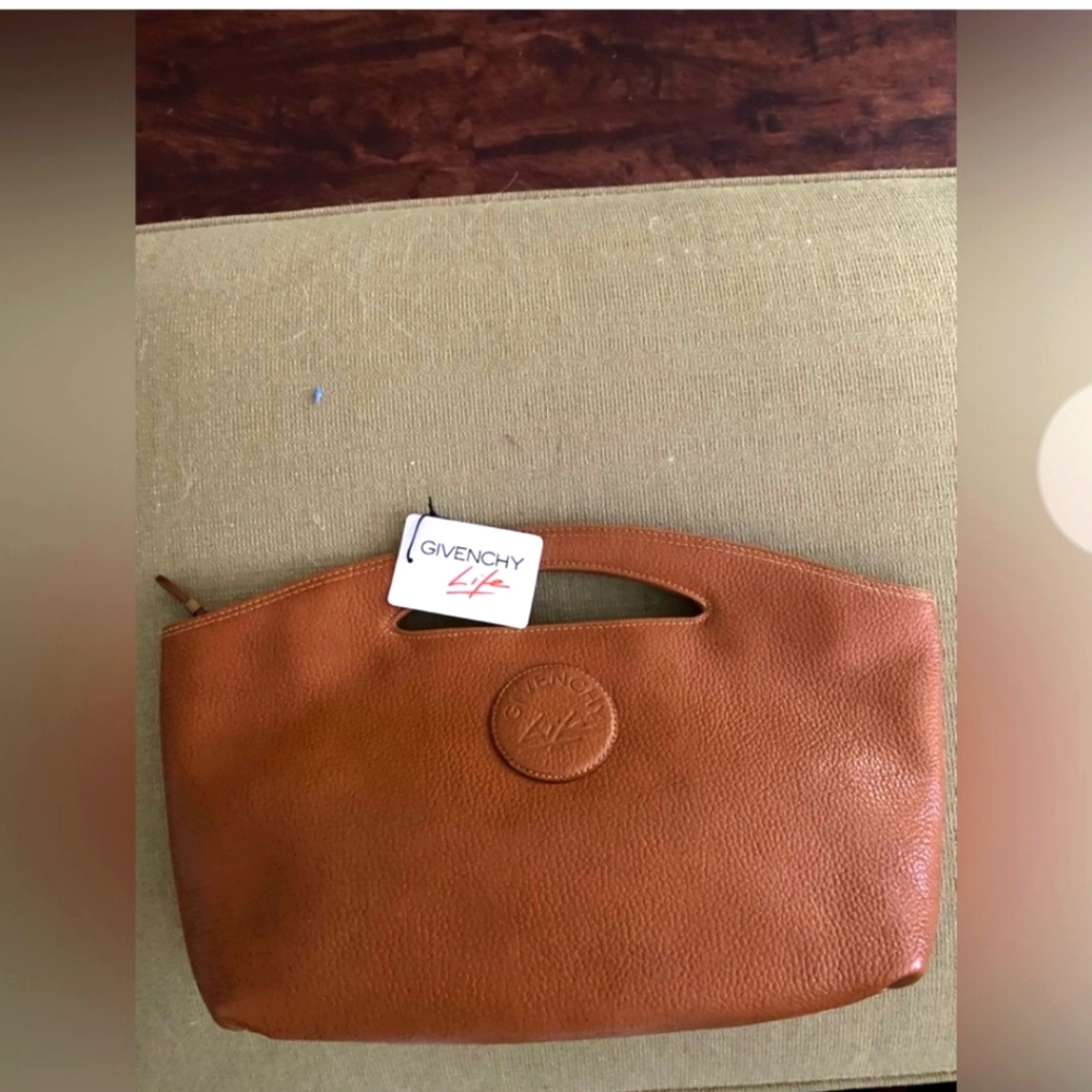 NWT Givenchy life handbag! Beautiful camel/caramel color!